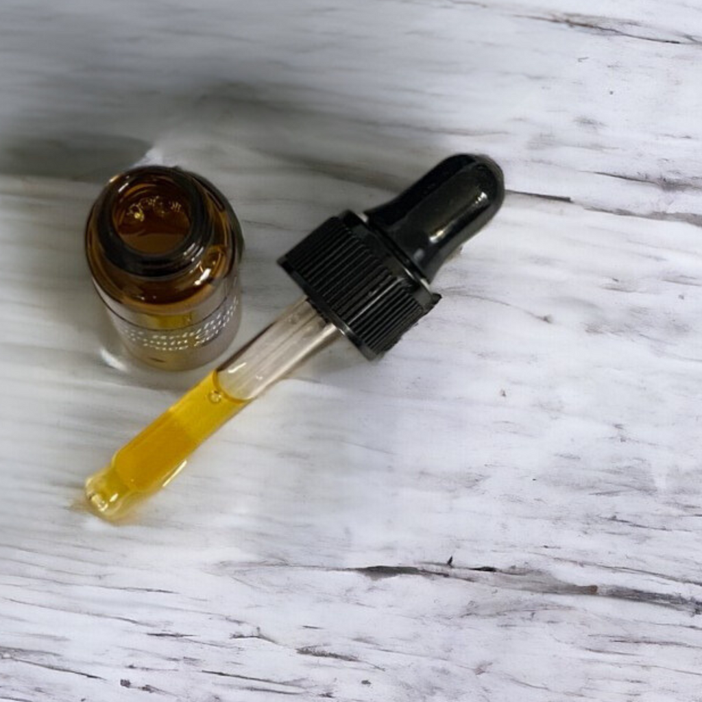 TIGHT AND BRIGHT Advanced Phyto-Retinol & Vitamin C Serum